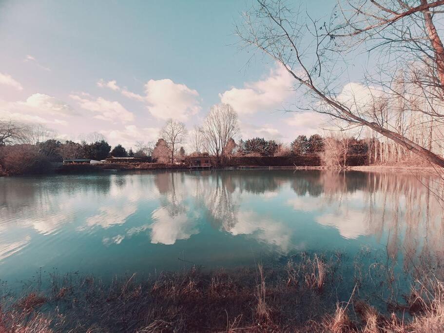 Apartment Les Pieds Dans L'eau La Campagne A La